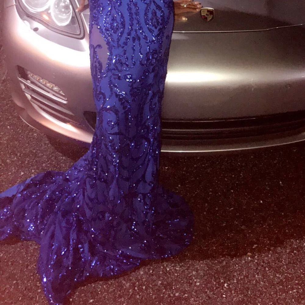 Prom Dress 💙 - Picture 2 of 6