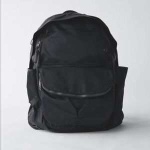 lululemon All Day Backpack - Black - gently used