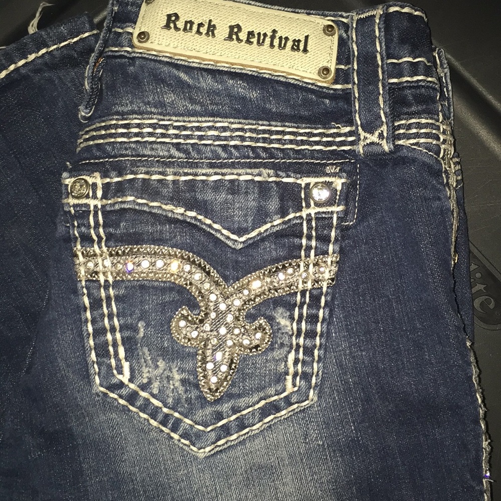 Vivian boot rock revival