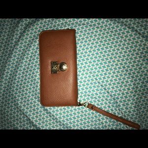 MK wristlet