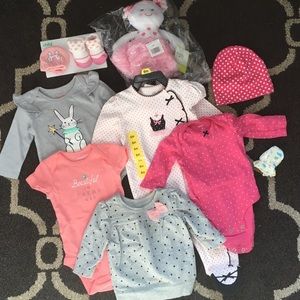 Lot of Baby Girl Clothes & Accessories!