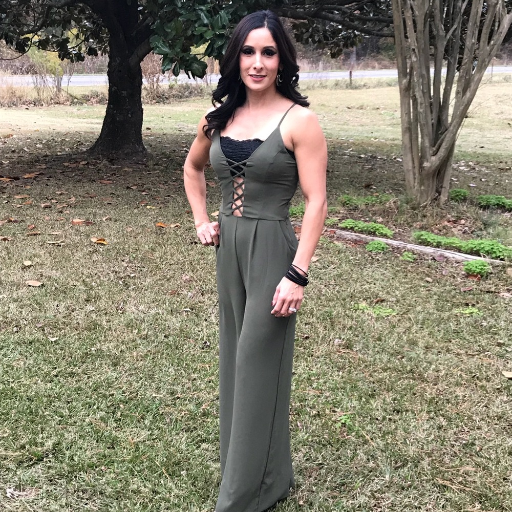 Pant suit