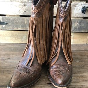 Dingo cowgirl boots