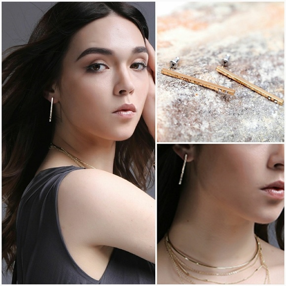 Jewelry - Minimalist Bar Drop Rhinestone Earrings