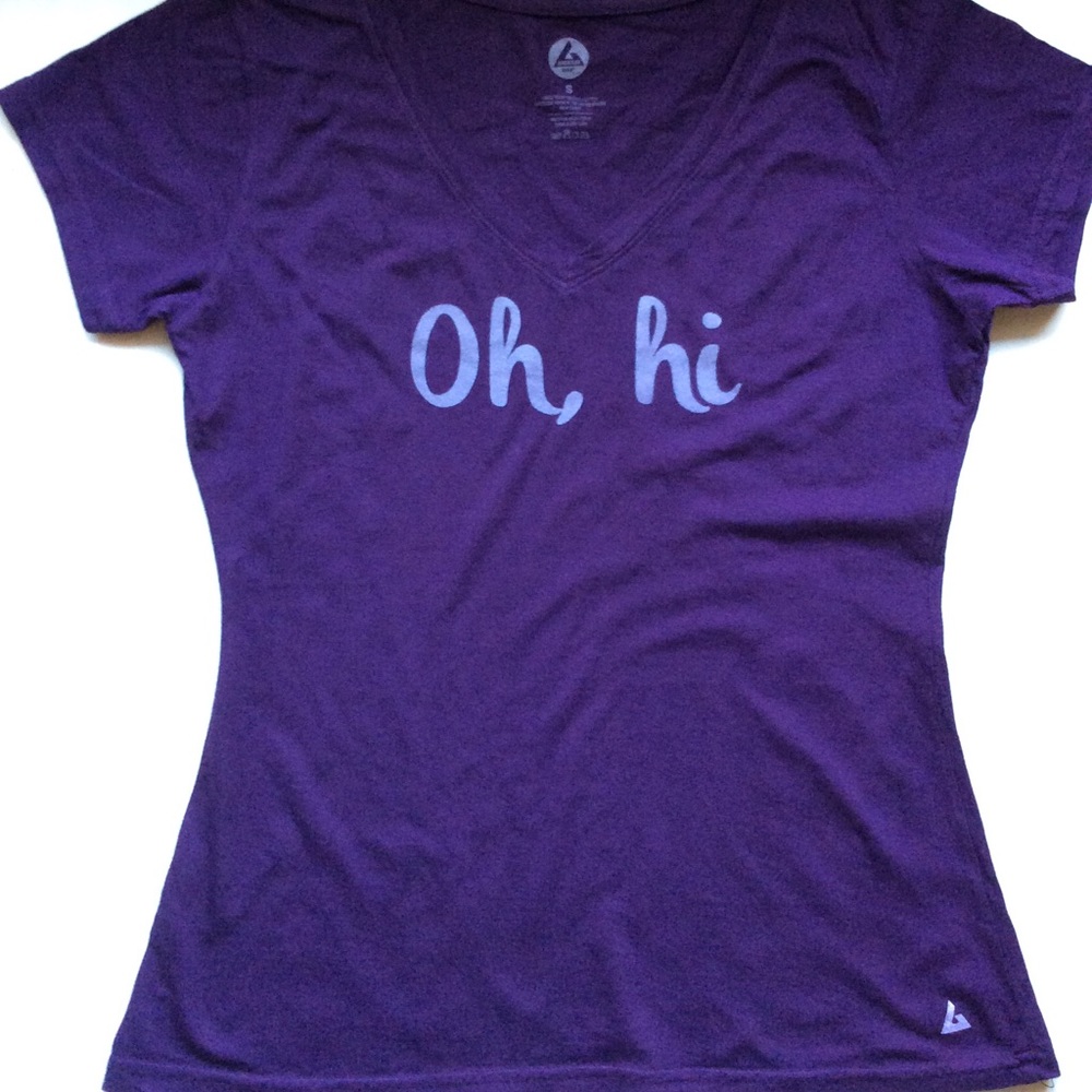Oh, hi purple v neck