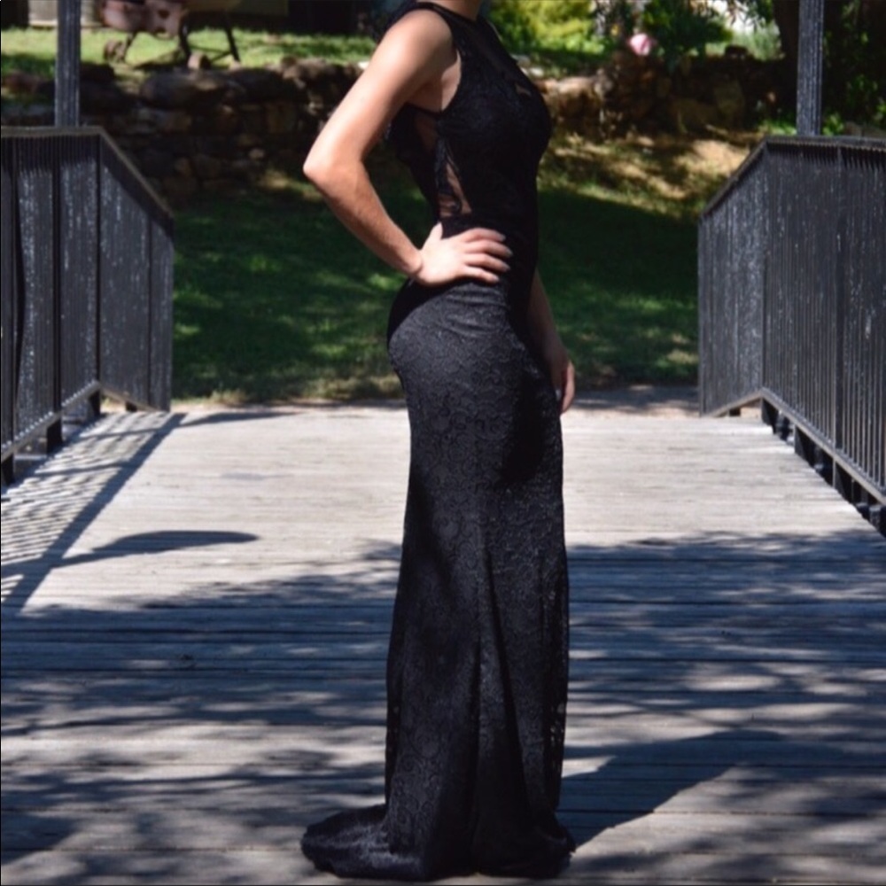 Long black dress