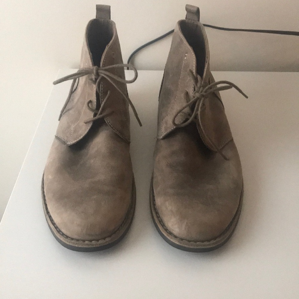 Men’s brown shoes