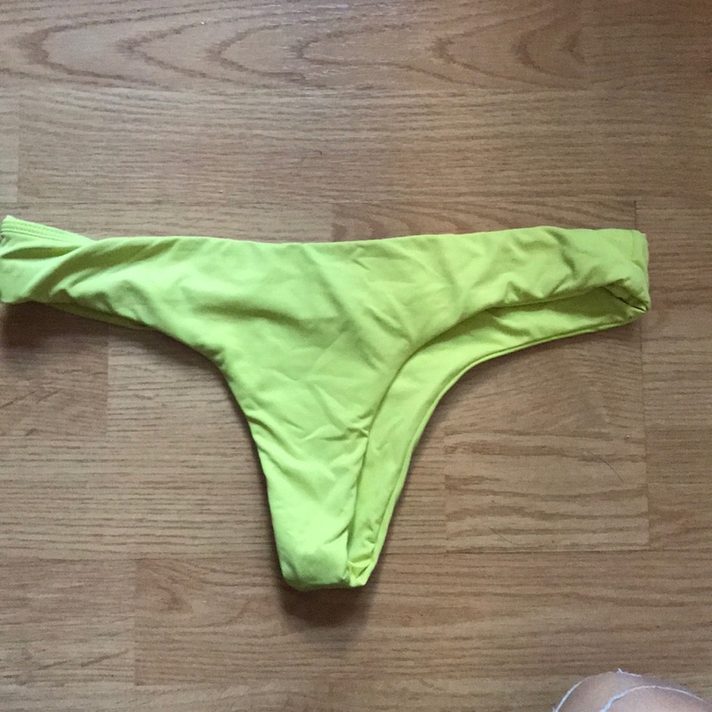 Roxy cheeky neon green bottoms