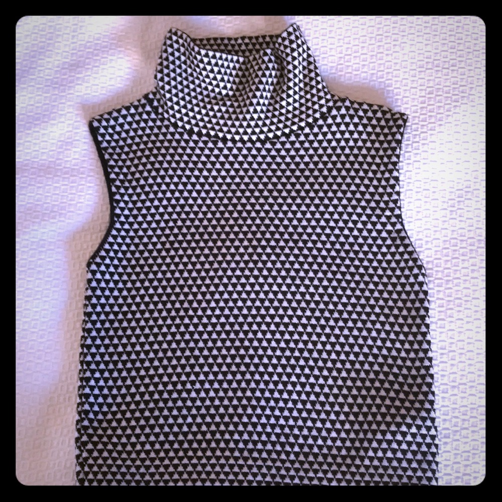 Zara knit crop tank size M
