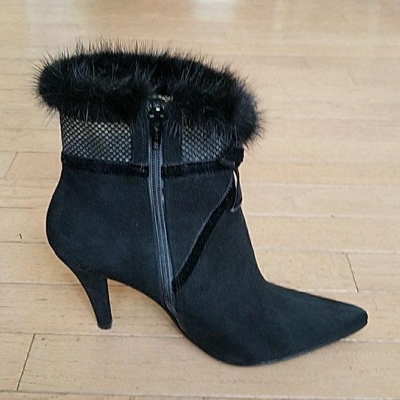 Beautiful custom made black suede booties - Picture 3 of 8