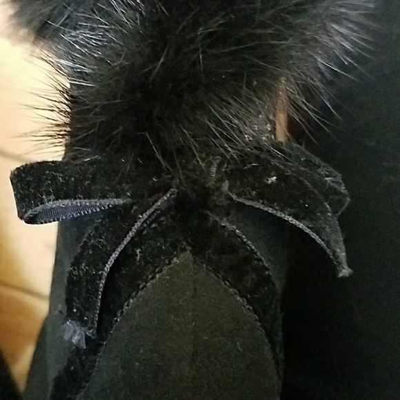 Beautiful custom made black suede booties - Picture 7 of 8