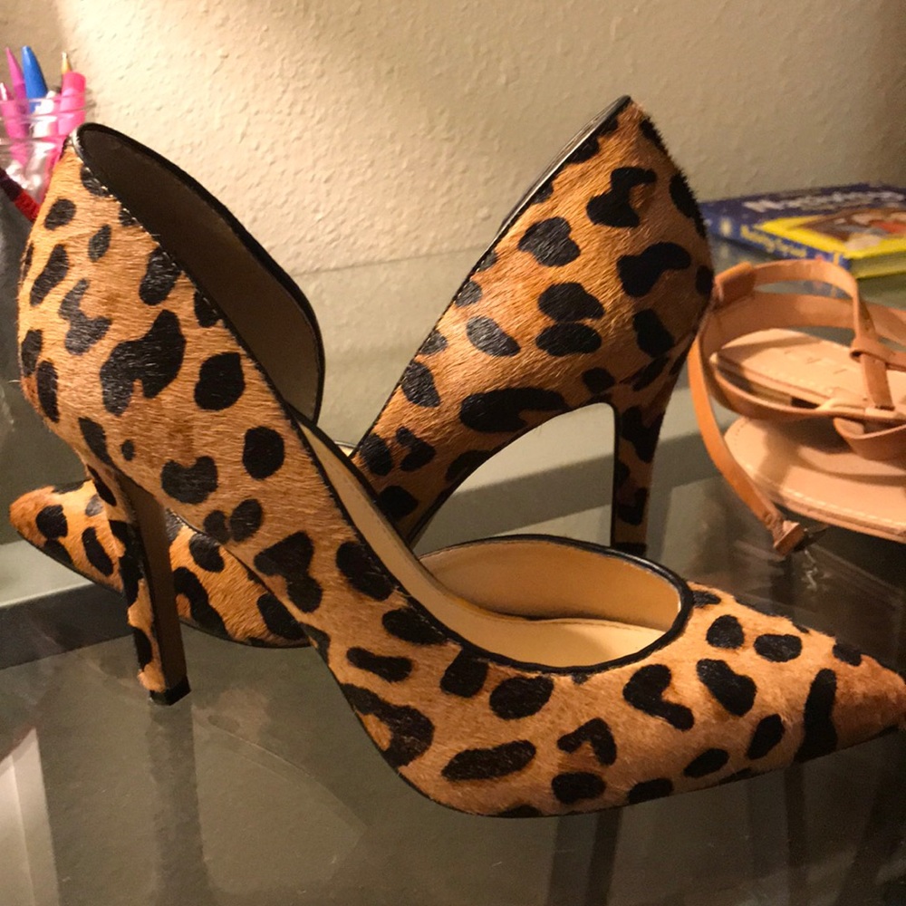 Jessica Simpson Claudette leopard heels size 6.5