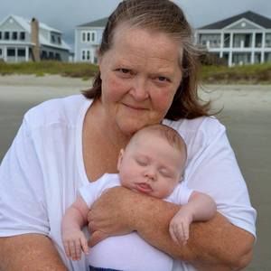 Meet your Posher, Connie