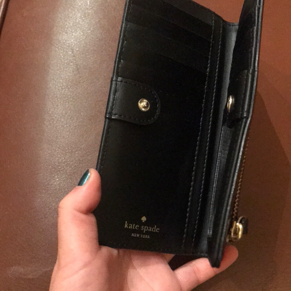 Kate Spade Wallet - Picture 7 of 7