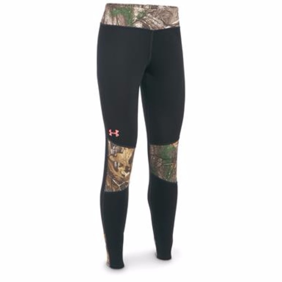 Under Armour Pants - NWT Under Armour Women's Extreme Base Leggings M