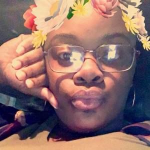 Meet your Posher, Sha'anita