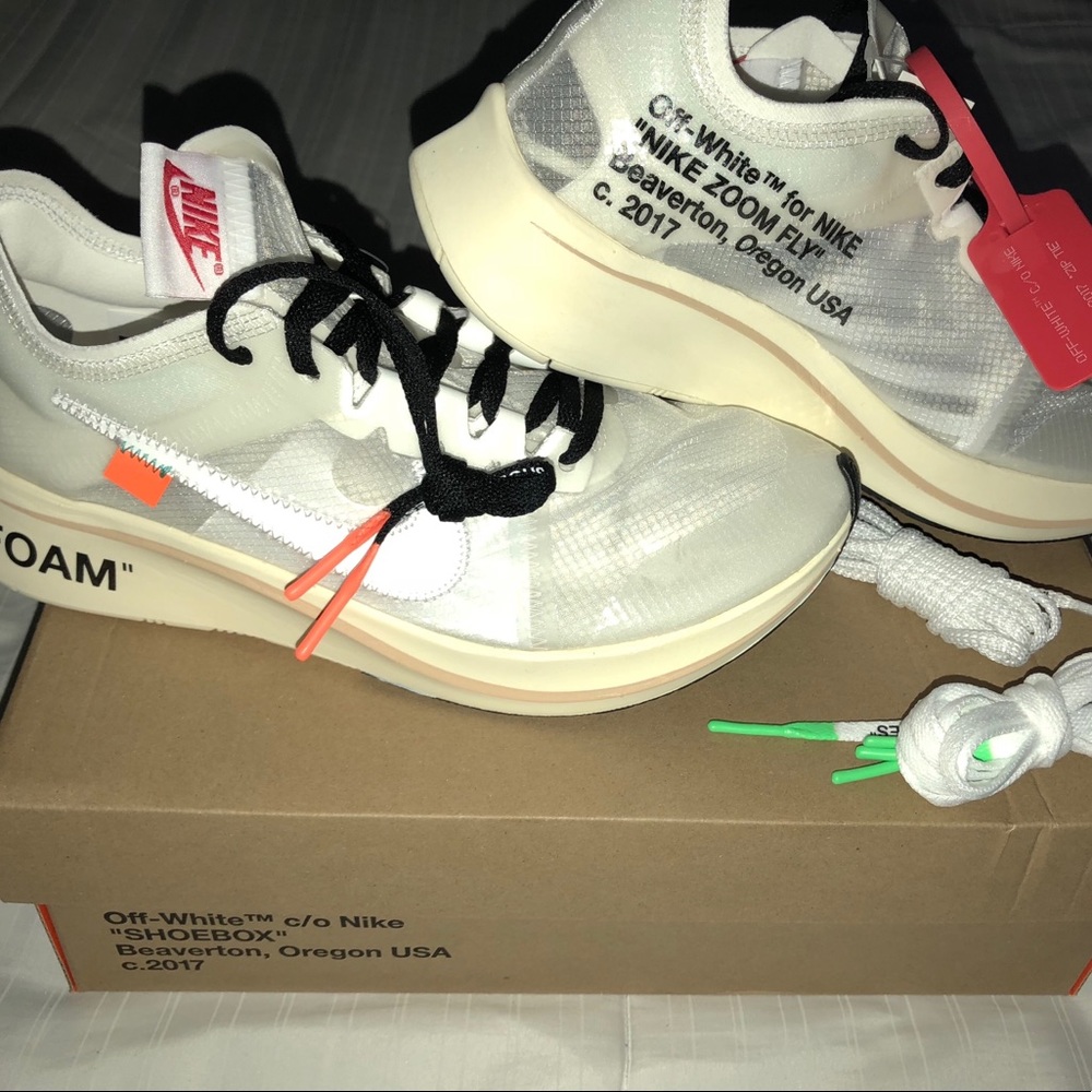 Offwhite zooms