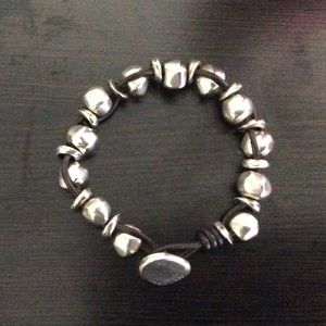 Leather with silver pebble bead bracelet