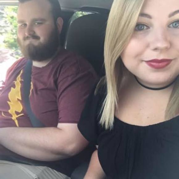 Meet your Posher, Allison - Picture 1 of 1