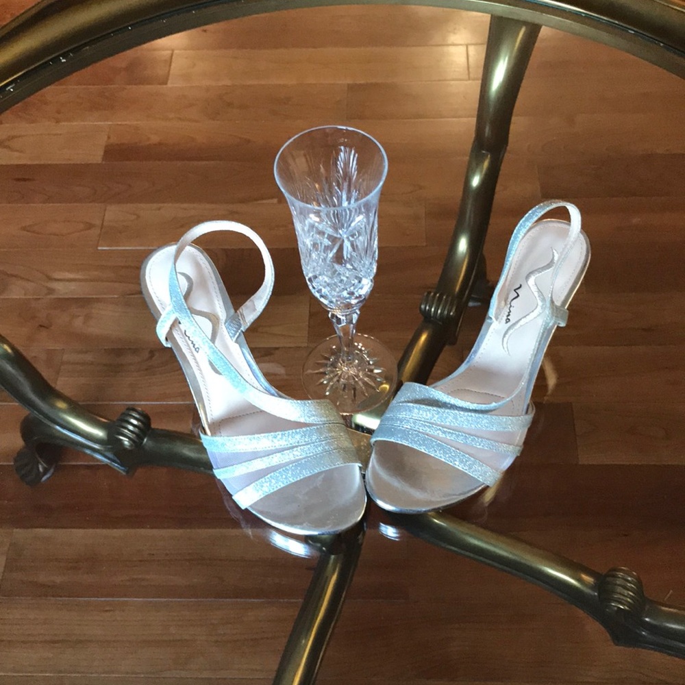 🥂 Silver Nina Dress Shoes.
