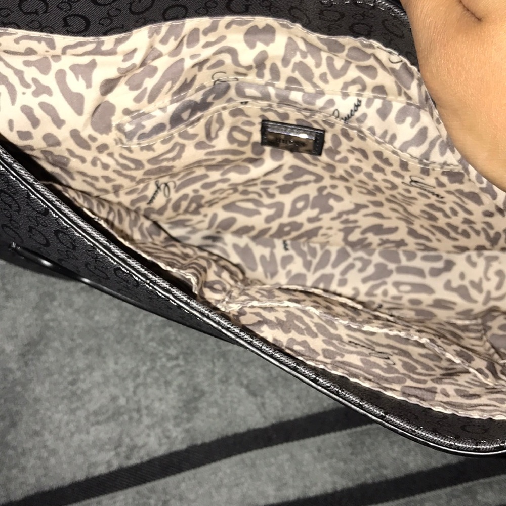 Guess Purse & Wallet - Picture 3 of 5