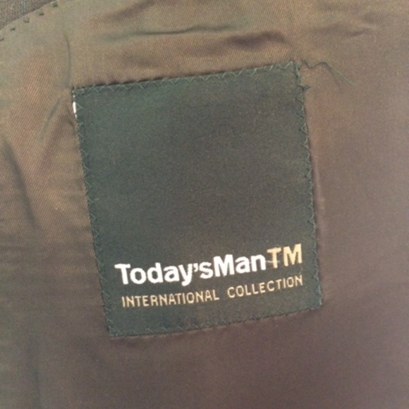 *DONATED* Today's Man Brown Pinstripe Suit, 43L - Picture 5 of 6