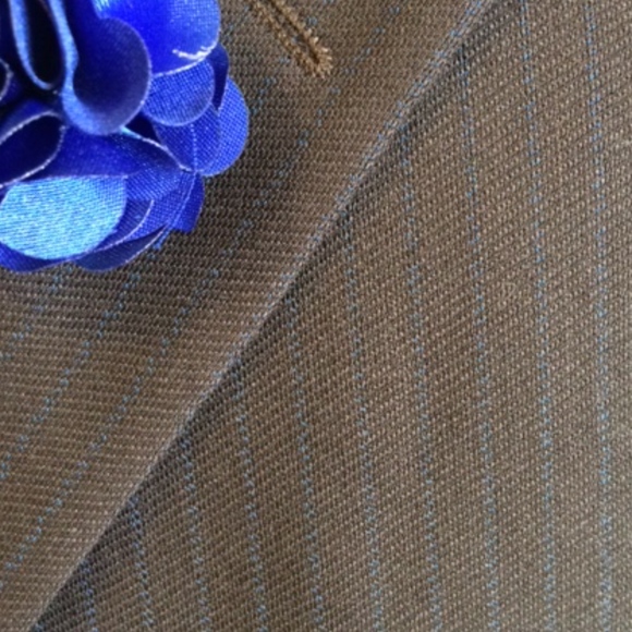 *DONATED* Today's Man Brown Pinstripe Suit, 43L - Picture 3 of 6