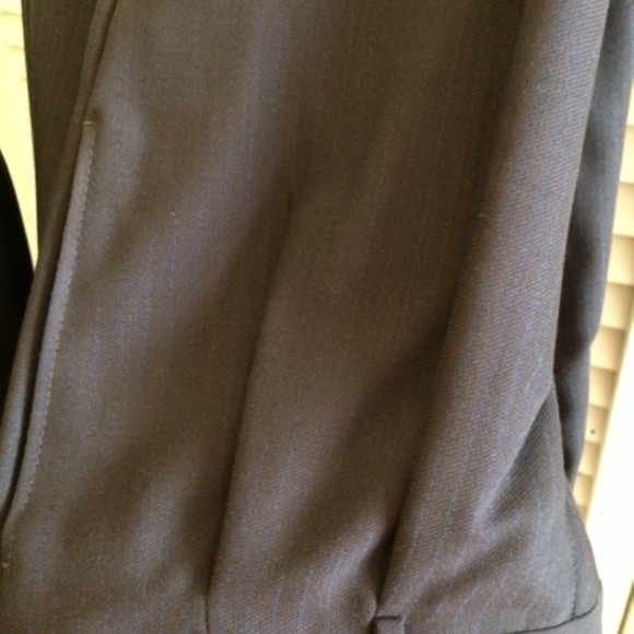 *DONATED* Today's Man Brown Pinstripe Suit, 43L - Picture 6 of 6