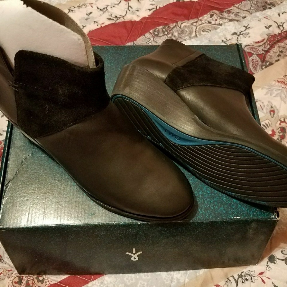 Just reduced Emu Austrialian Carlise Boots