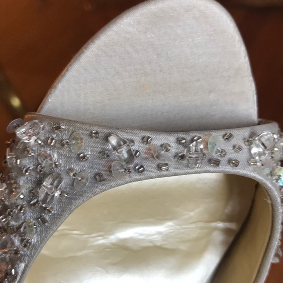 NYE  🥂 Silver Cocktail Sandal with Sequins - Picture 4 of 5