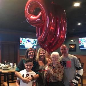 Meet your Posher, Carolyn