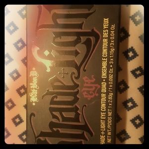 Kat Von D Shade + Light Plum