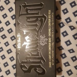 Kat Von D Shade +Light Smoke
