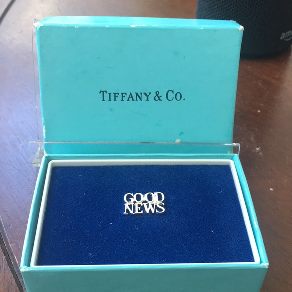 Tiffany & CO. 💯 % authentic rare pin. - Picture 1 of 2