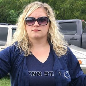 Meet your Posher, Lindsey