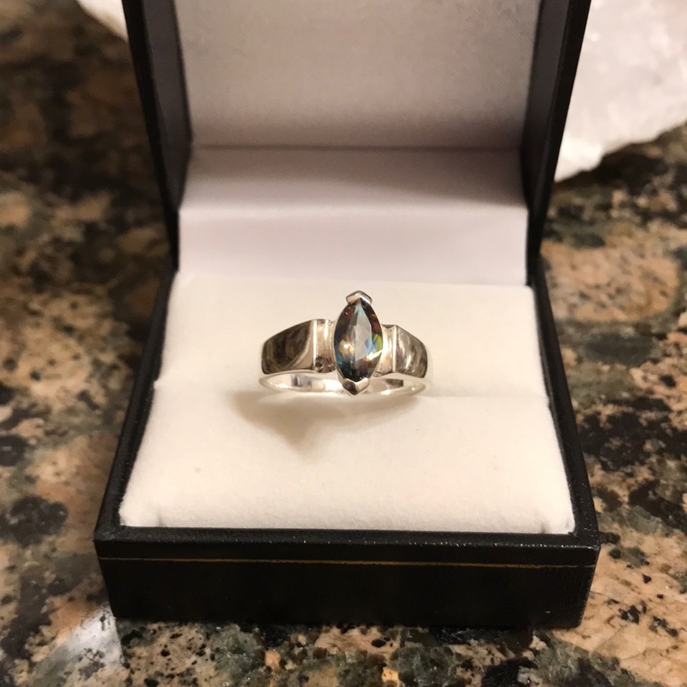 STERLING SILVER MYSTIC TOPAZ RING SIZE 7 NIB