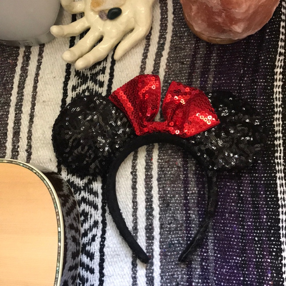 sparkly minnie mouse ears