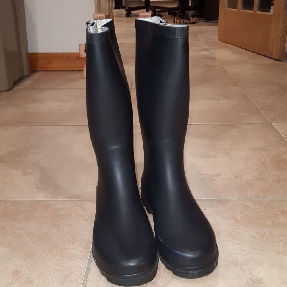 ❗️SALE❗️CHOOKA

TOP SOLID RAIN BOOT