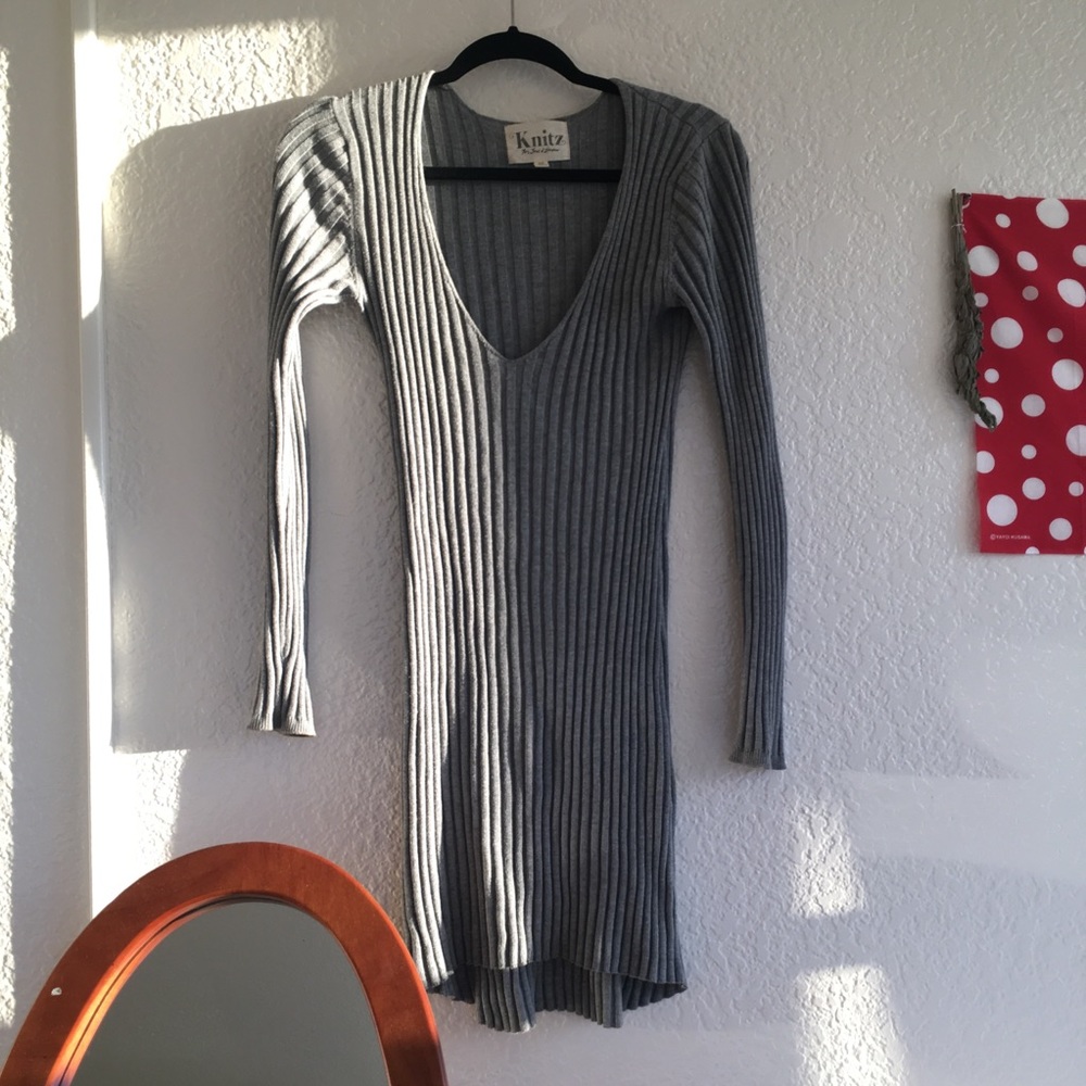 FL&L Knitz Long Sleeve V Neck dress