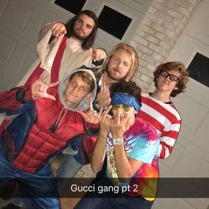 Meet your Posher, Nick