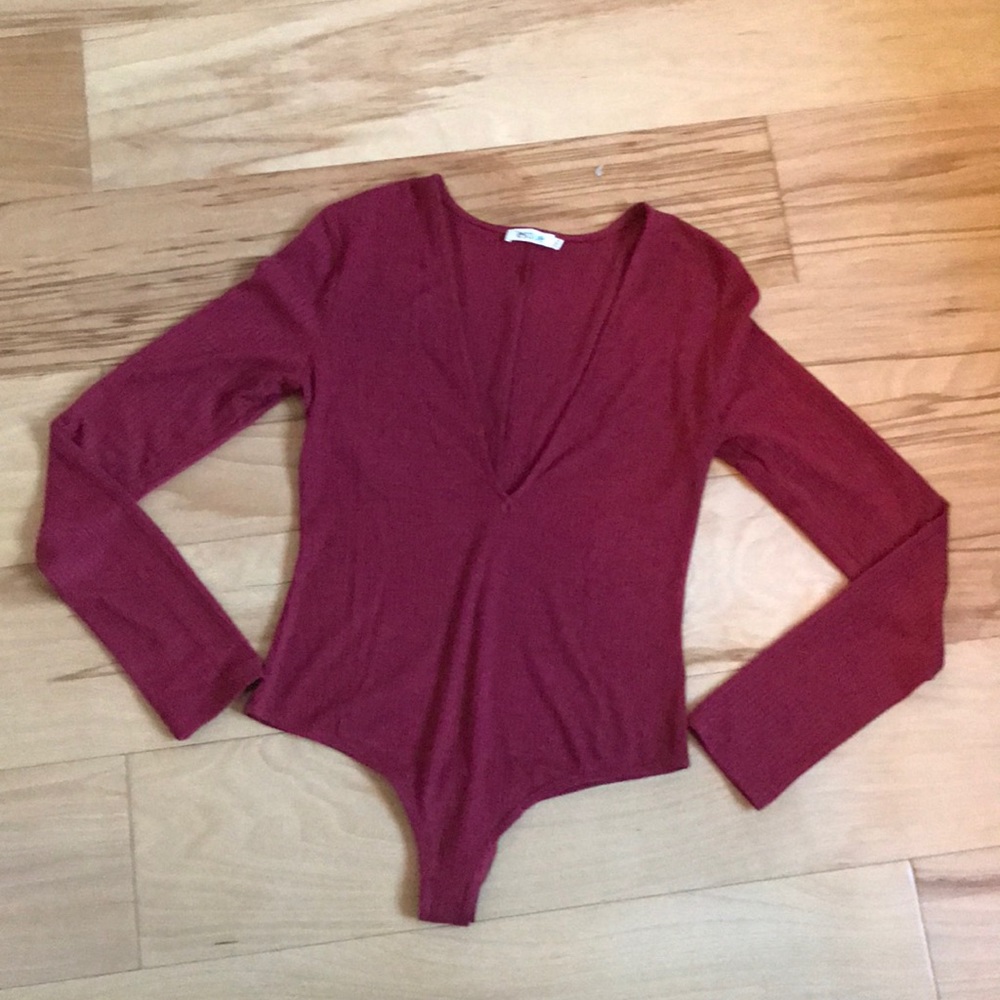 deep v bodysuit