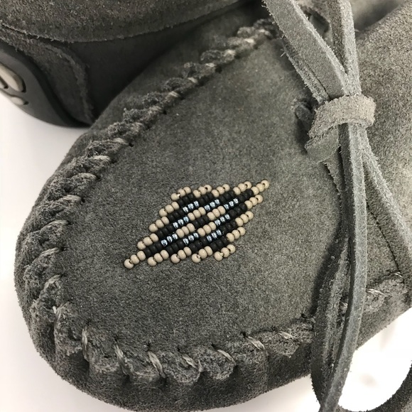 Manitobah Mukluks Shoes - 🎈SOLD II MANITOBAH || Beaded Moccasin