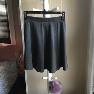 Gray skater skirt!