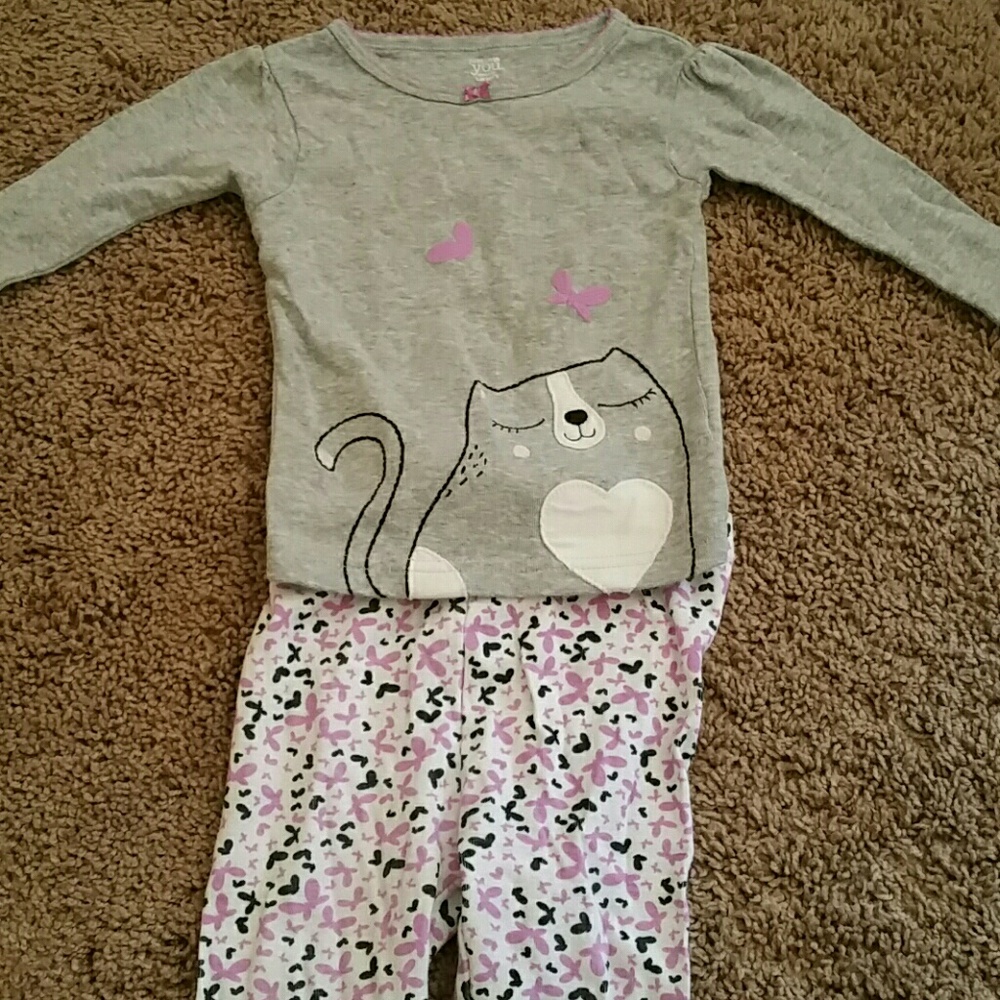 18 mnths baby girl sets. 6 outfits for $10 - Picture 3 of 6