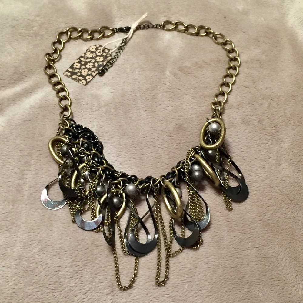 NWT Bronze Statement Necklace