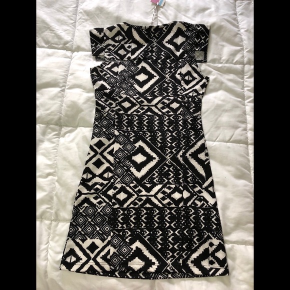 Rendezvous midi Dress black&white Aztec large - Picture 2 of 4