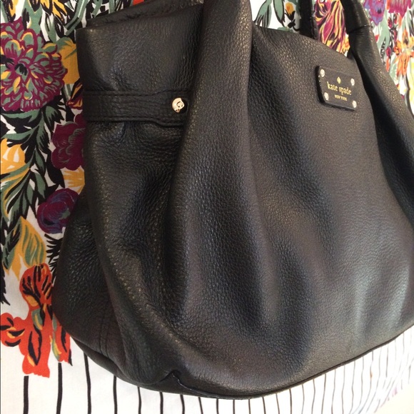 Kate Spade ♠️ Brand New Leather Purse! - Picture 3 of 8