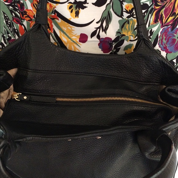 Kate Spade ♠️ Brand New Leather Purse! - Picture 4 of 8