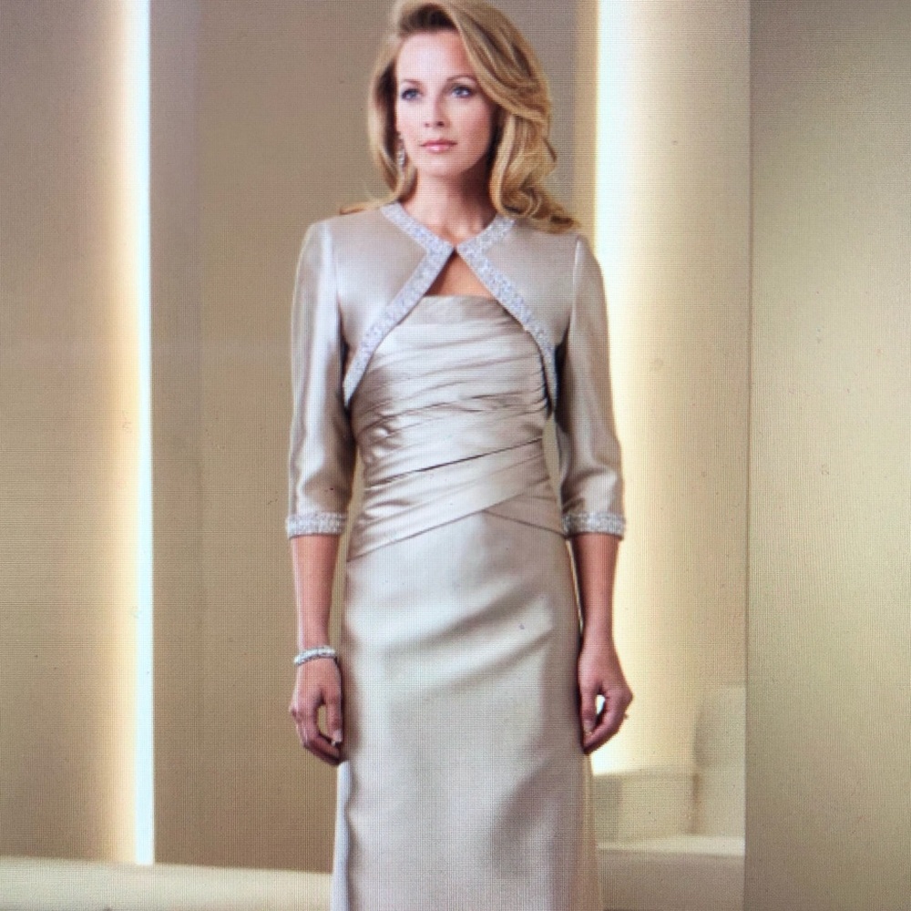 NEW!! MONTAGE #111952 NAVY BLUE DRESS SUIT