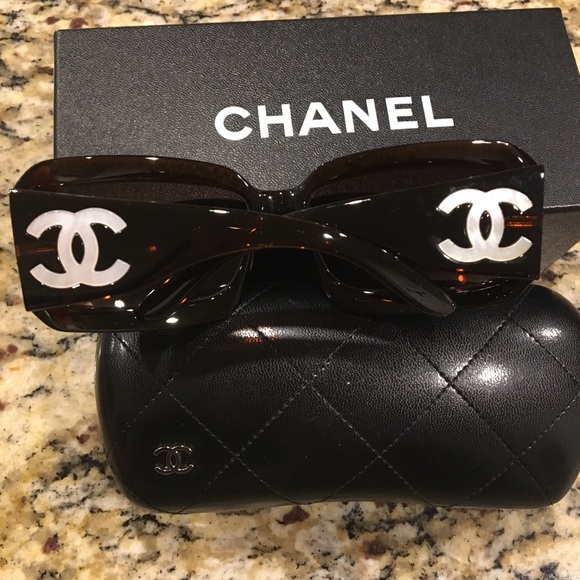 CHANEL Accessories - Chanel sunglasses /brown